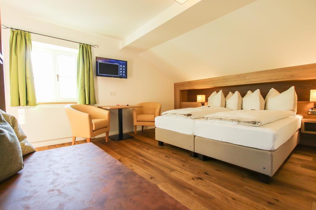 Hotel - Wirts'Haus "Zum Schweizer" Lofer Zewnętrze zdjęcie